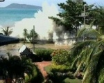 Nogle af de penge, der skulle hjælpe tsunami-ofre, er faldet i de forkerte lommer. - Foto: AP