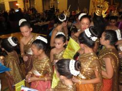 Klik for at vise 20151107-thaifest-126_t1.jpg